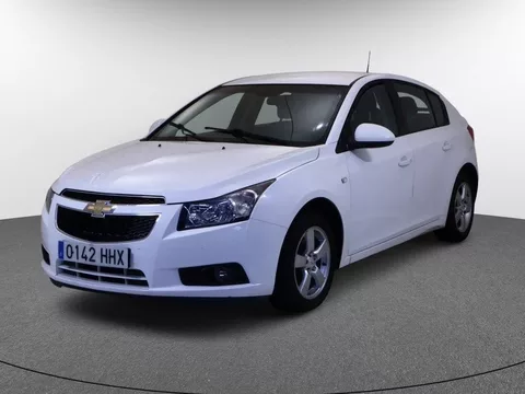 CHEVROLET Cruze sedán 1.6 LS+ CLIMA 4P