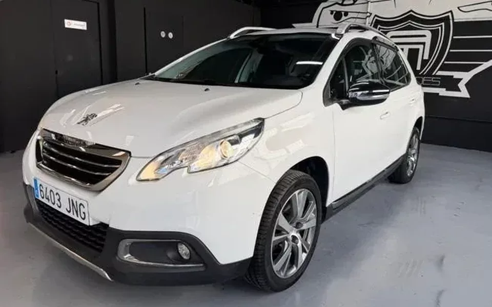PEUGEOT 2008 Allure