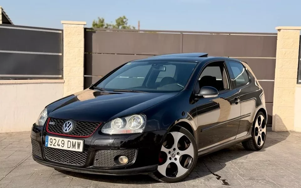 VOLKSWAGEN Golf Volkswagen 2.0 T FSI GTI