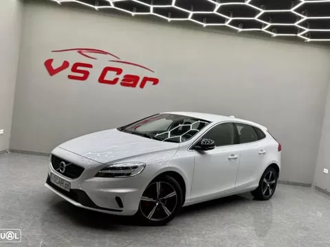 Volvo V40 2.0 D2 R-Design