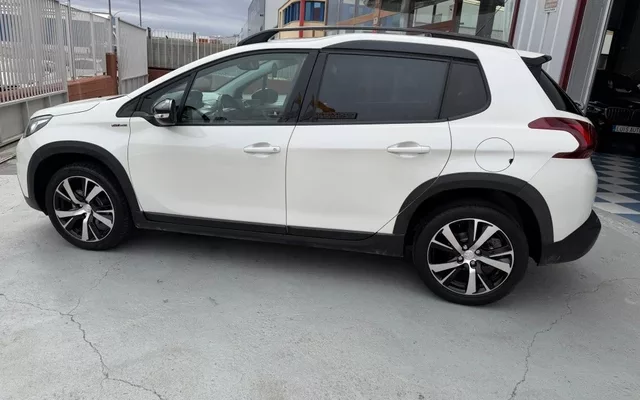 PEUGEOT 2008 2008 1.5 BlueHDI S&S GT Line 100 - 14675€ en Palencia