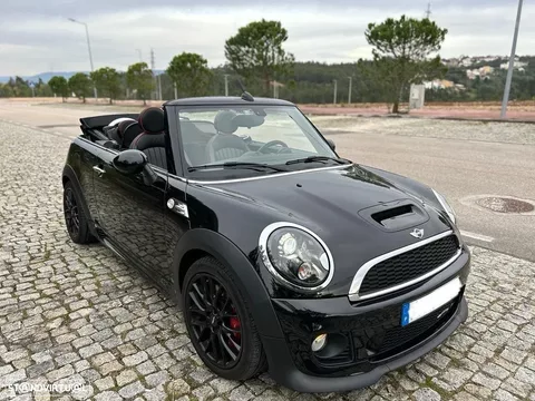 MINI Cabrio John Cooper Works