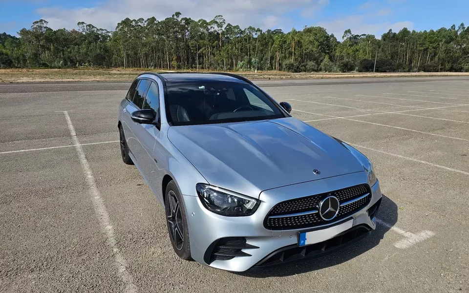 Mercedes-Benz E 300 de 9G-TRONIC AMG Line
