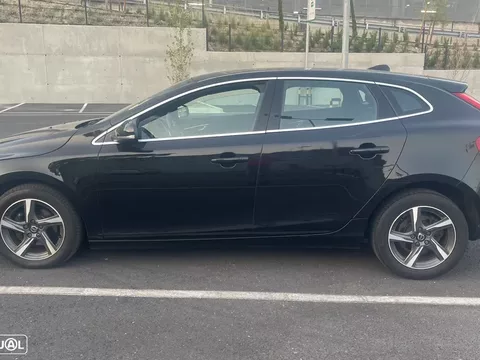 Volvo V40 D2 RDesign