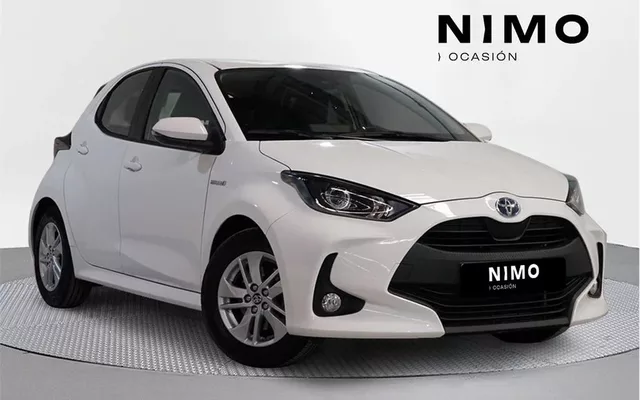TOYOTA Yaris Yaris 120H 1.5 Business Plus