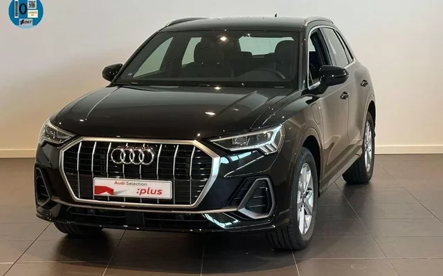 AUDI Q3 Q3 45 TFSIe S line S-tronic