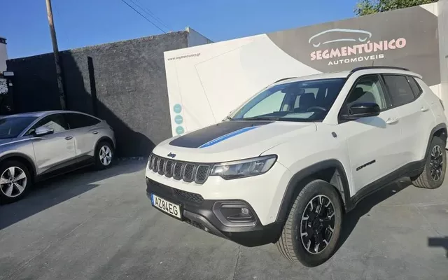 Jeep Compass 1.3 TG Trailhawk