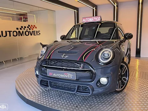 MINI 3 Portas Cooper SD Auto Desportiva