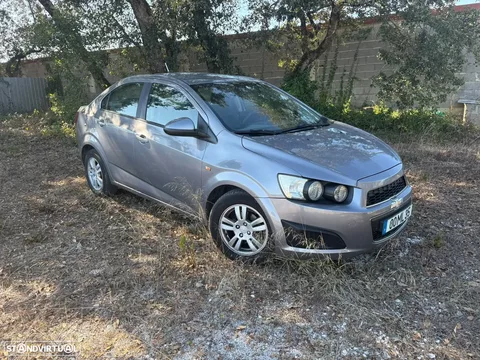 Chevrolet Aveo 1.2 LT
