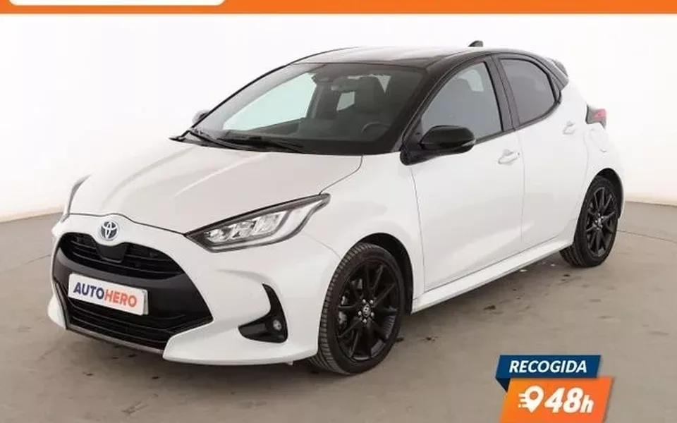 TOYOTA Yaris 1.5 Hybrid GR Sport