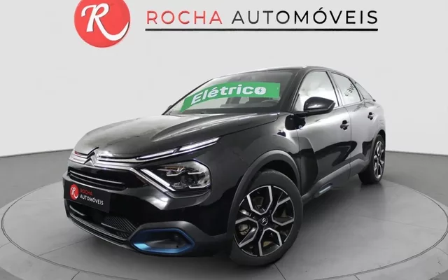 Citroën e-C4 X