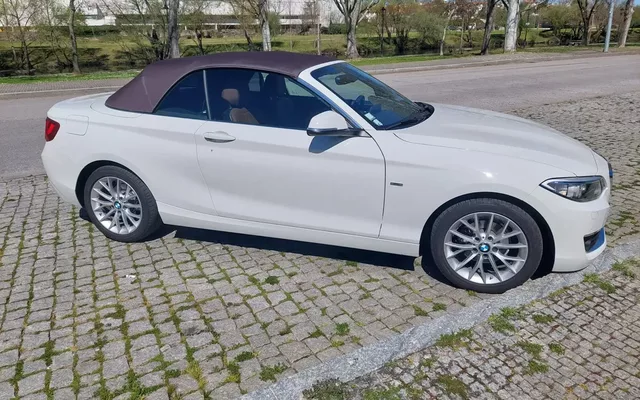 BMW 218 i Cabrio Line Luxury