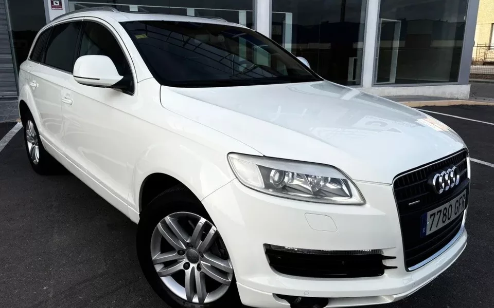 AUDI Q7 Q7 3.0TDI quattro Tiptronic - 7999€ en Andujar