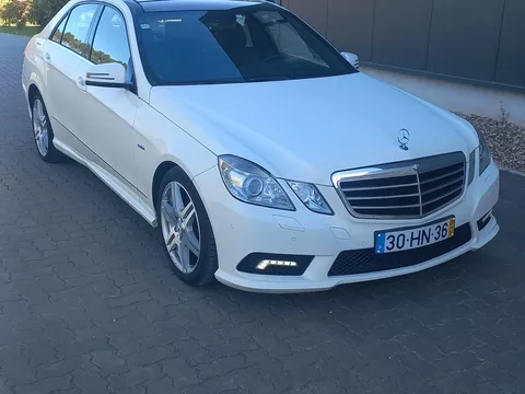 Mercedes-Benz E 250 CDI Avantgarde BlueEfficiency