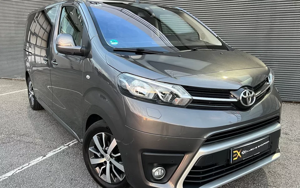 Toyota Proace 2,0-l-D-4D L1 (8L) Auto Verso Club