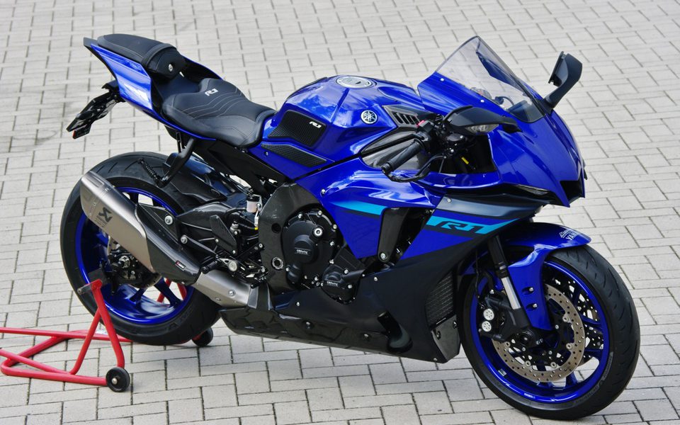Yamaha YZF R1