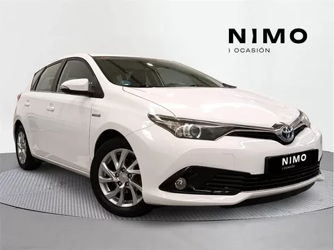 TOYOTA Auris Auris hybrid 140H Active