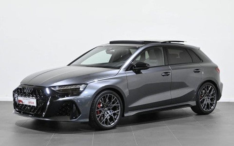 AUDI A3 RS3 Sportback quattro S tronic 294kW