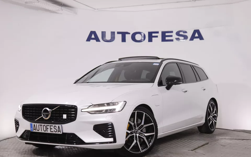 Volvo V60 2.0 T8 POLESTAR ENGINEERED AWD AUTO 408CV 5P # TECHO ELECTRICO PANORAMICO, NAVY, PARKTRONIC