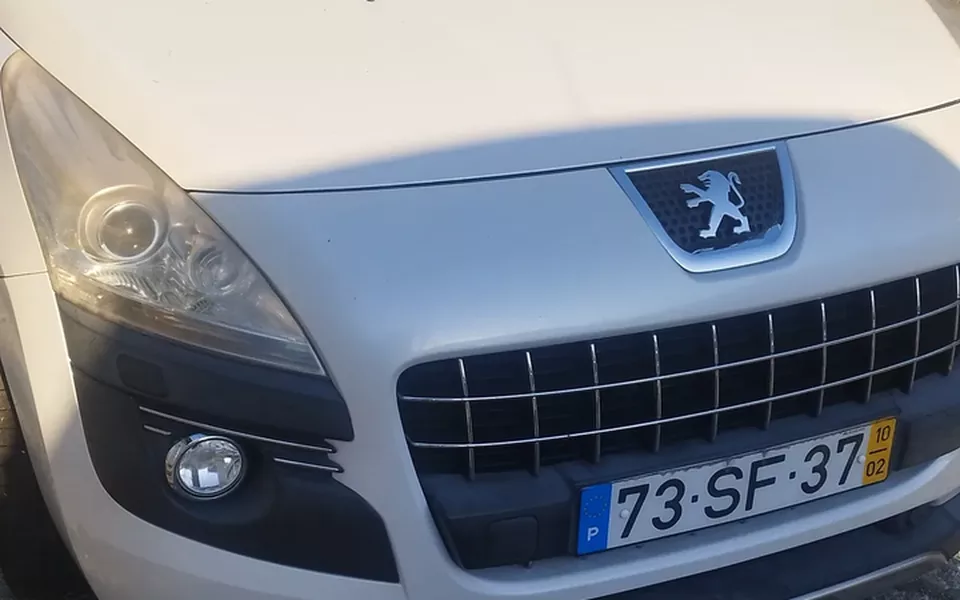 Peugeot 3008 HDi FAP 110 EGS6 Platinum
