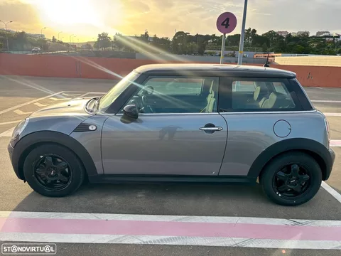 MINI Coupé