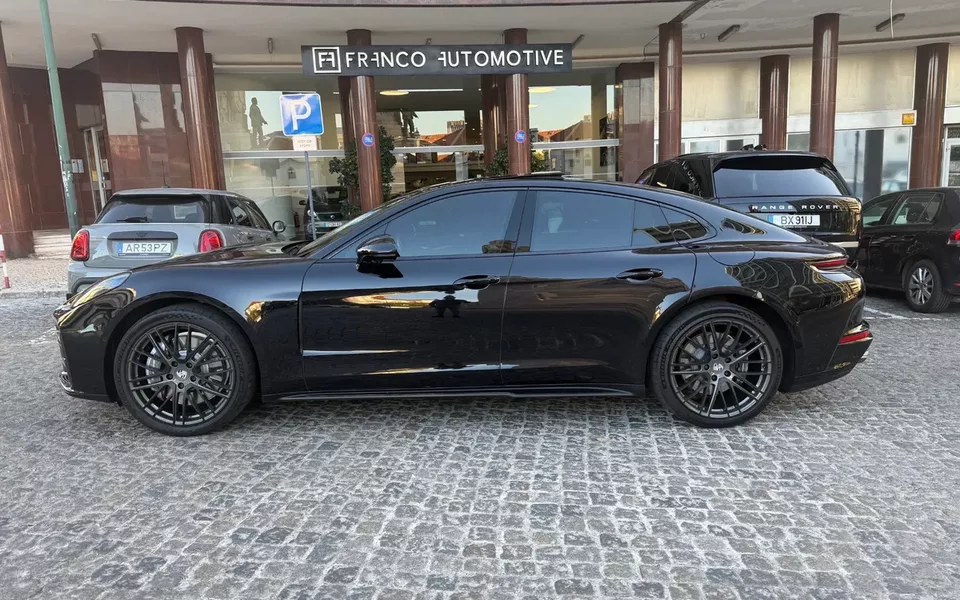 Porsche Panamera 4 E-Hybrid Executive