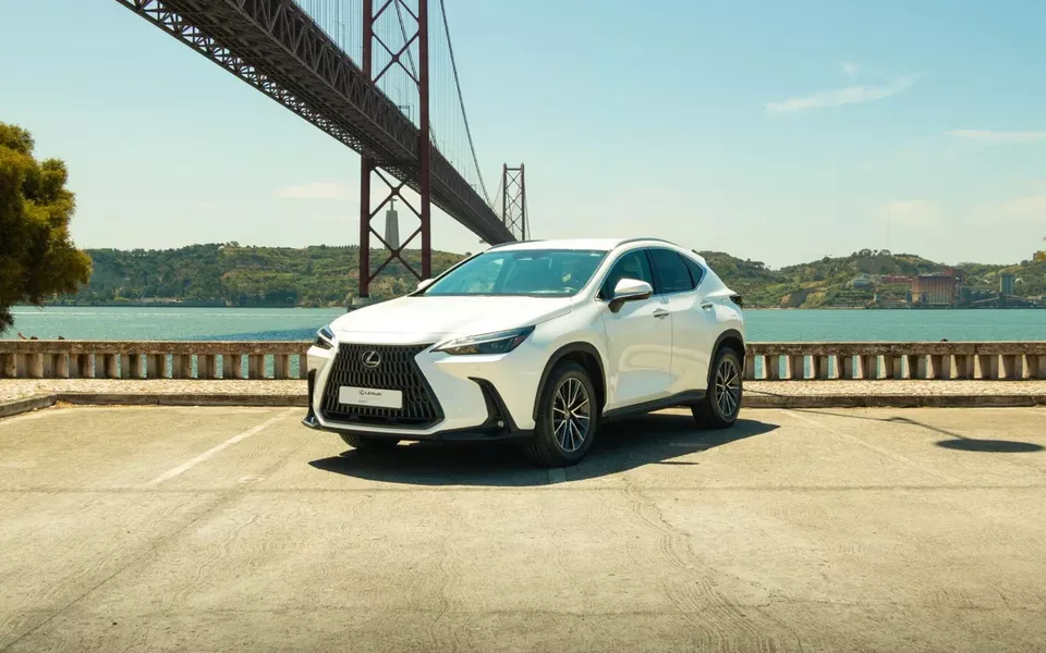 Lexus NX 450h+ Executive
