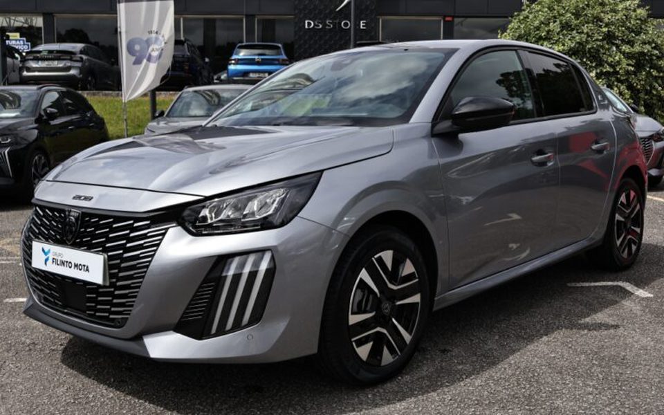 Peugeot e-208 Allure