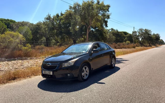 Chevrolet Cruze 1.6 LS