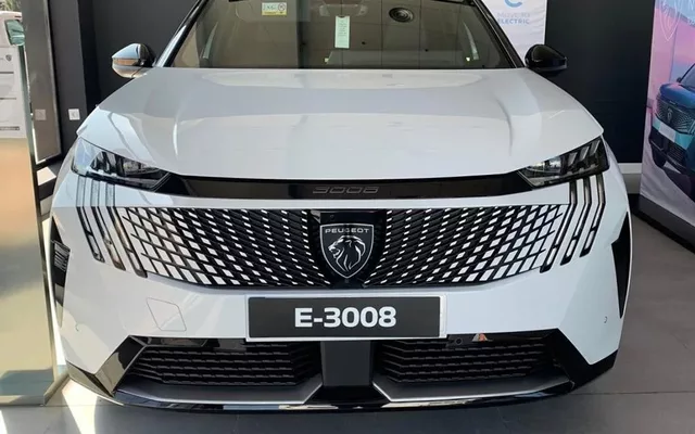 PEUGEOT 3008 SUV 3008 Eléctrico GT 157kW