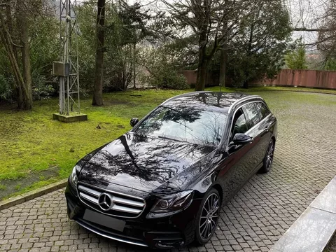 Mercedes-Benz E 300 d AMG Line
