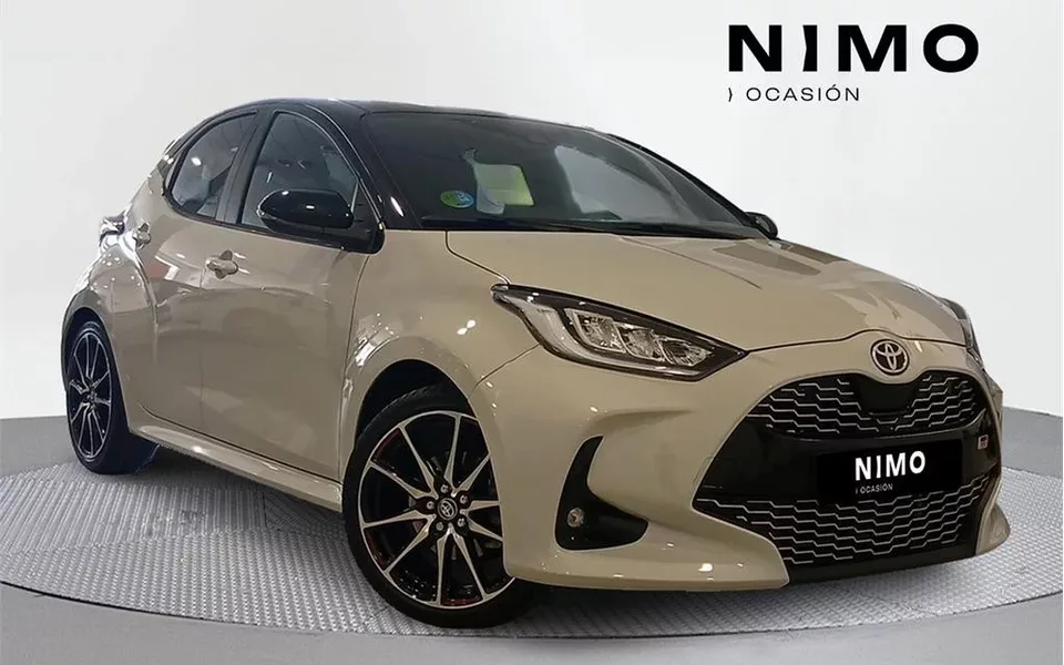 TOYOTA Yaris Yaris 120H 1.5 GR Sport