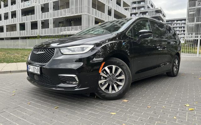 Chrysler PACIFICA 2024