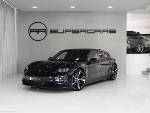Porsche Taycan Sport Turismo 4S Black Edition