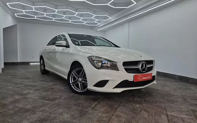 Mercedes-Benz CLA 180 d Urban