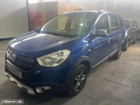 Dacia Lodgy 1.5 Blue dCi Stepway 7L
