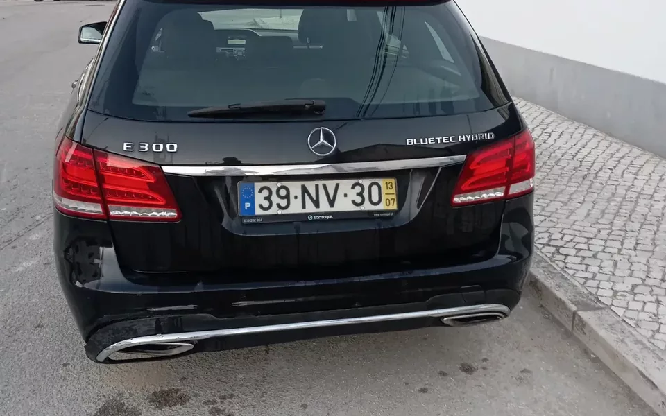 Mercedes-Benz E 300