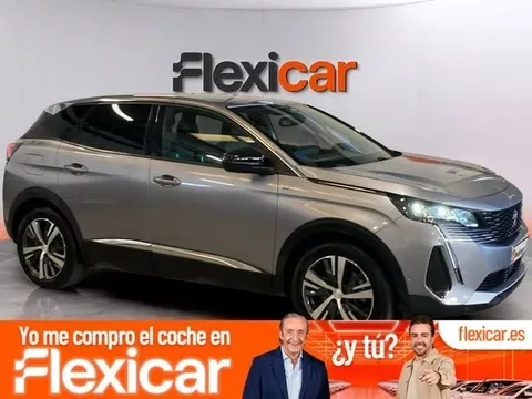 PEUGEOT 3008 225 e-EAT8 Allure Pack