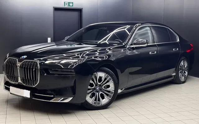 BMW i7 eDrive50