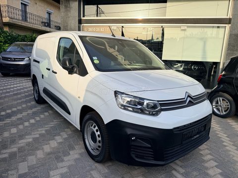 Citroen Berlingo XL roof box, 3 seats CarPoint 2021