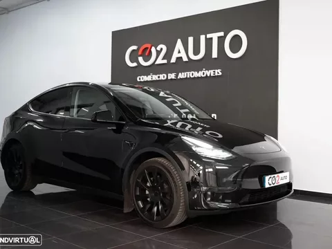 Tesla Model Y Long Range Dual Motor AWD