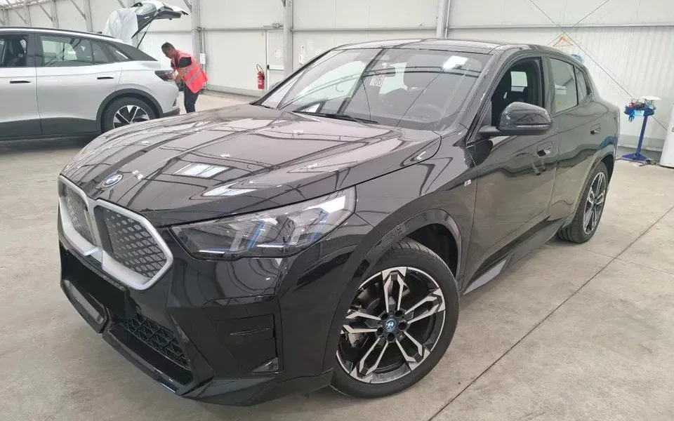 BMW iX2 xDrive30 Pack Desportivo M