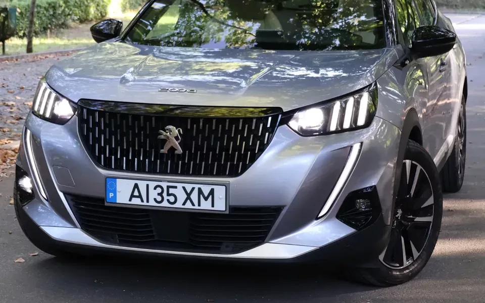 Peugeot 2008 1.5 BlueHDi GT Line EAT8