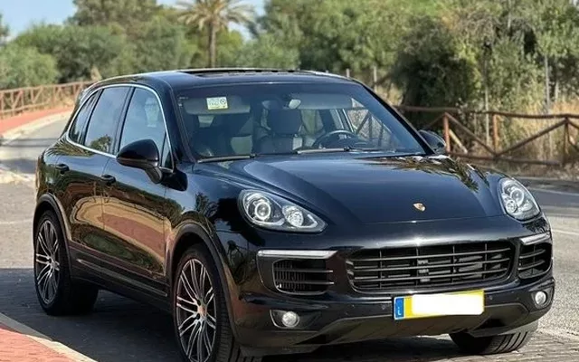 PORSCHE Cayenne S