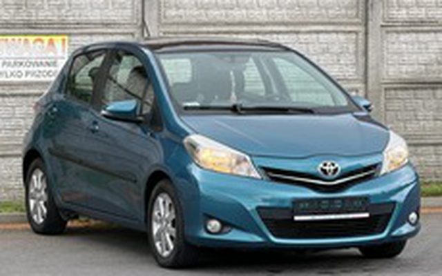 Toyota Yaris III 1.3dm³ 99KM