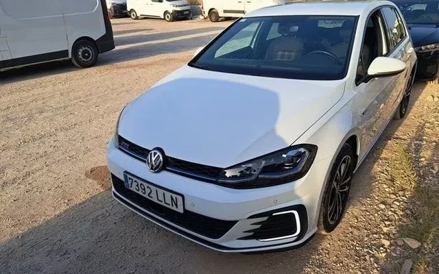 VOLKSWAGEN Golf (O) GTE 1.4 TSI e-Power 150kW (204CV) DSG