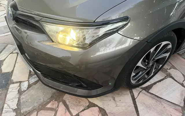 Toyota Auris Touring Sports 1.8 HSD Freestyle