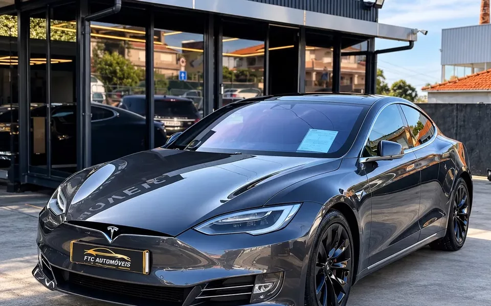 Tesla Model S Long Range AWD