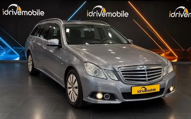 Mercedes-Benz E 220 CDi Elegance BE Auto.140g