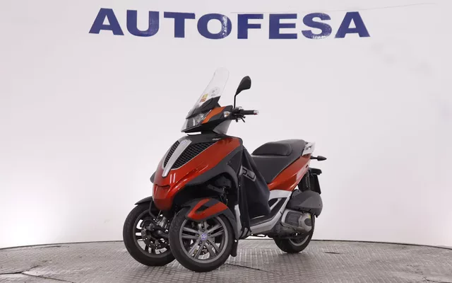 Piaggio MP3 300 MP3 YOURBAN 300 LT PUÑOS TERMICOS